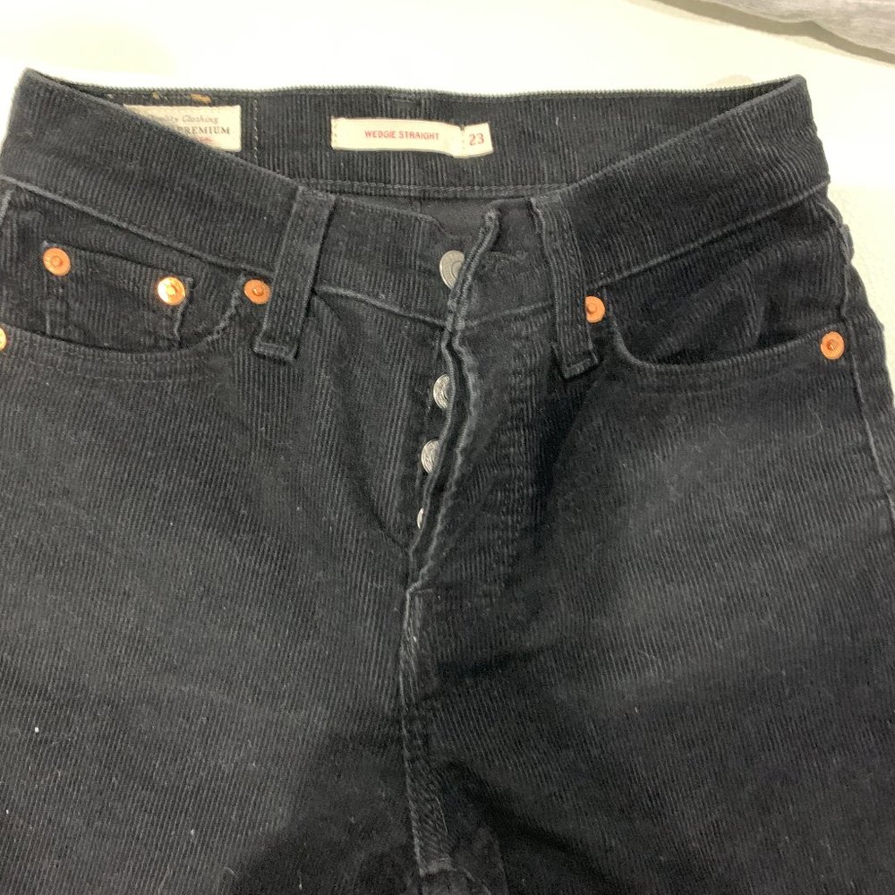 Corduroy Levis